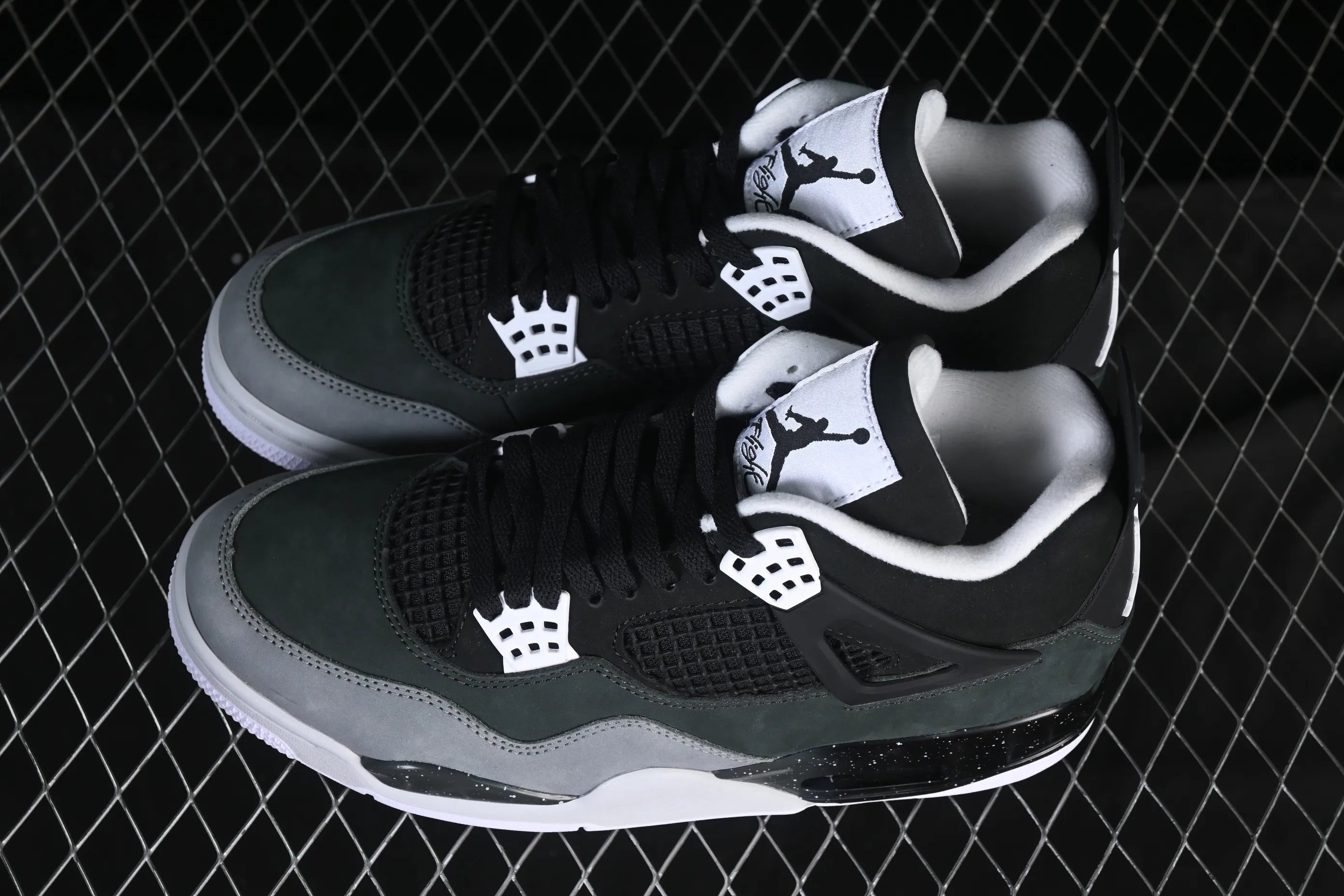 All categories Air Jordan Jordan series basketball shoes Air Jordan 4 OG version Air Jordan 4 "Fear" AJ4 Joe 4 fear suit replica basketball shoes FQ8138-002